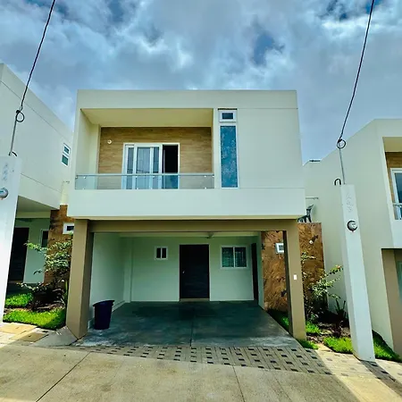 Casa Condominio Bosques De Santa Elena